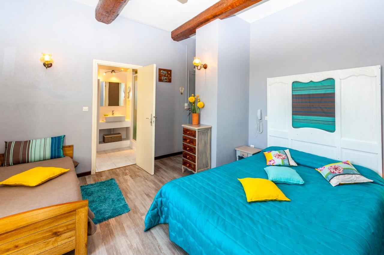 Logis Auberge De Tavel Exteriér fotografie